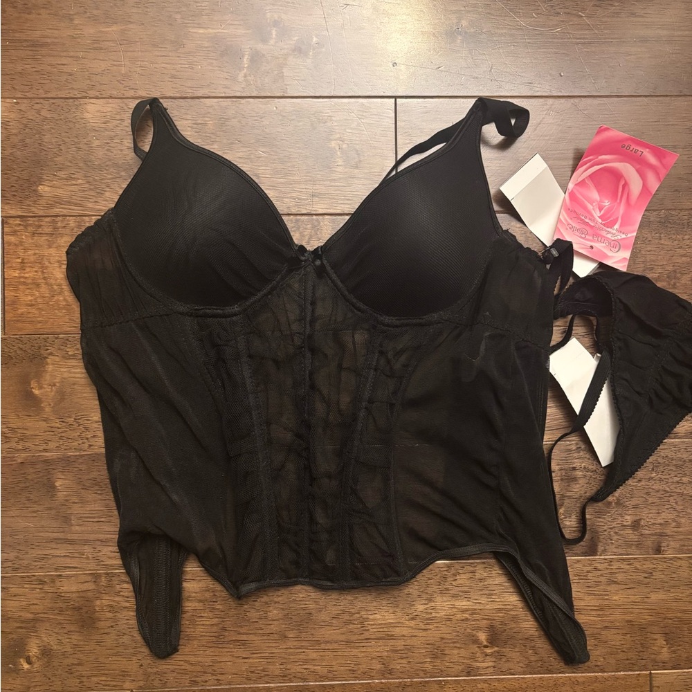 NWT Cinema Exoile Black Women's Corset Top and thong